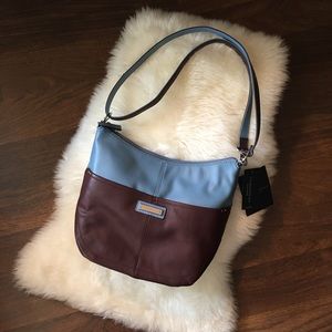 Tignanello shoulder bucket leather bag w/ strap